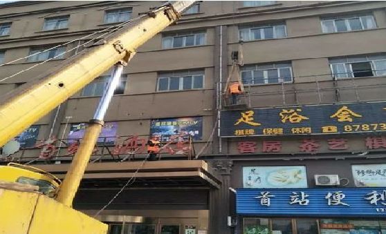 漳州安装较高的门店招牌有什么好的方法？